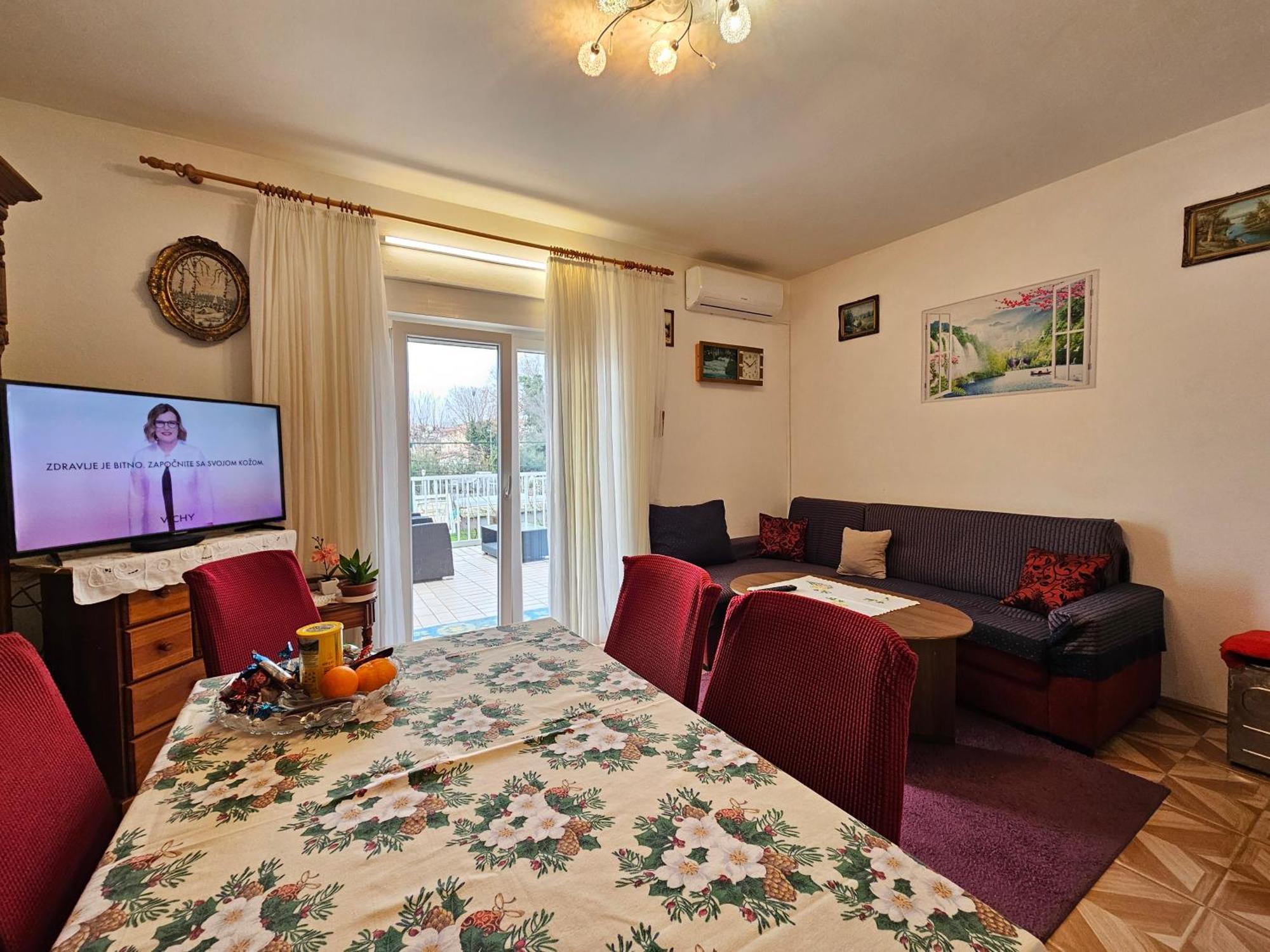 Stjepan Apartment Медулин Экстерьер фото